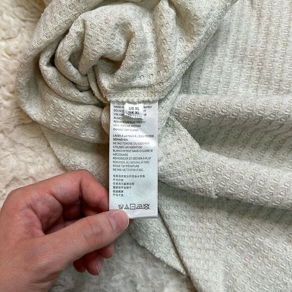 Urban Outfitters Cream Knit Long Sleeve Size XL - Picture 6 of 7